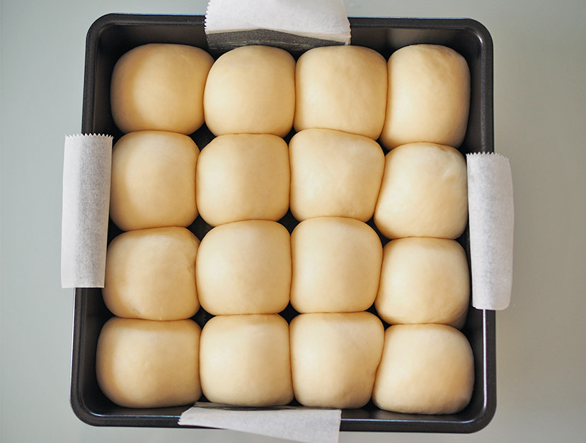 スクエア型で焼くミルクちぎりパンのレシピ | お菓子・パン材料