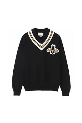 グッチ クラシックなミツバチのVネックニットセーター 12,800円 CCS037376