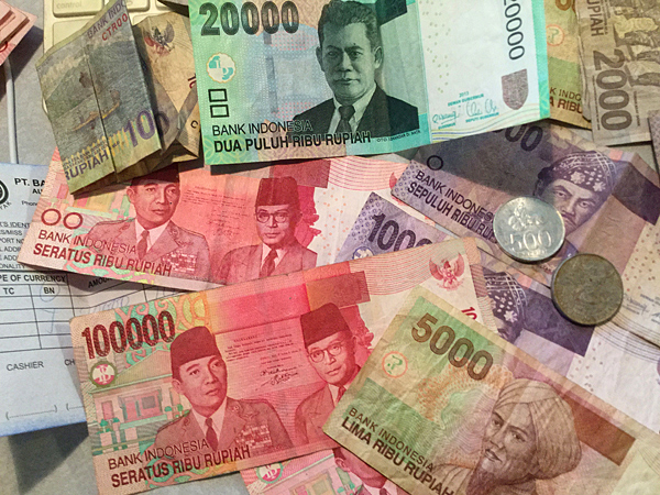 正規両替店でごまかしがあったという報告 | チェックインバリ