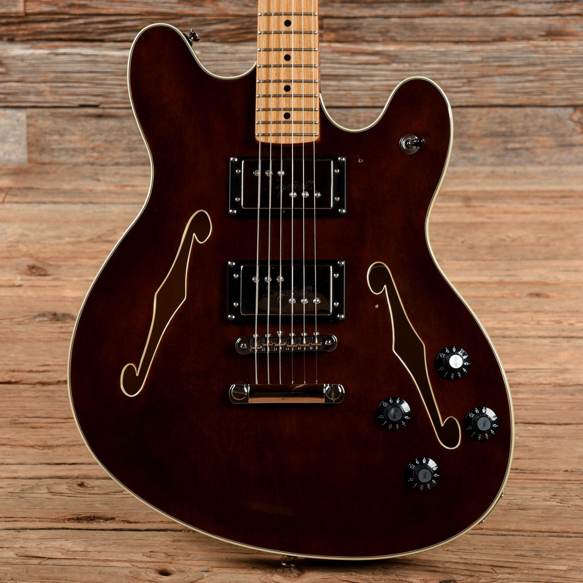 Squier Classic Vibe Starcaster Walnut – Chicago Music Exchange