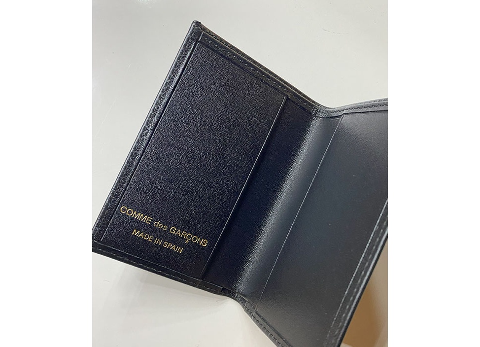COMME des GARCONS / コムデギャルソン】CLASSIC LEATHER Card Case