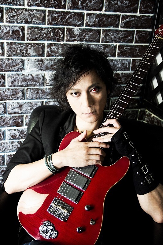 佐倉仁が語るSakuraCasterやハイパーバリトンギターを用いた、新しい