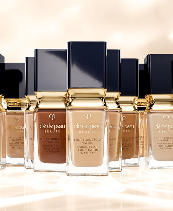 Radiant Fluid Foundation Natural | Clé de Peau Beauté