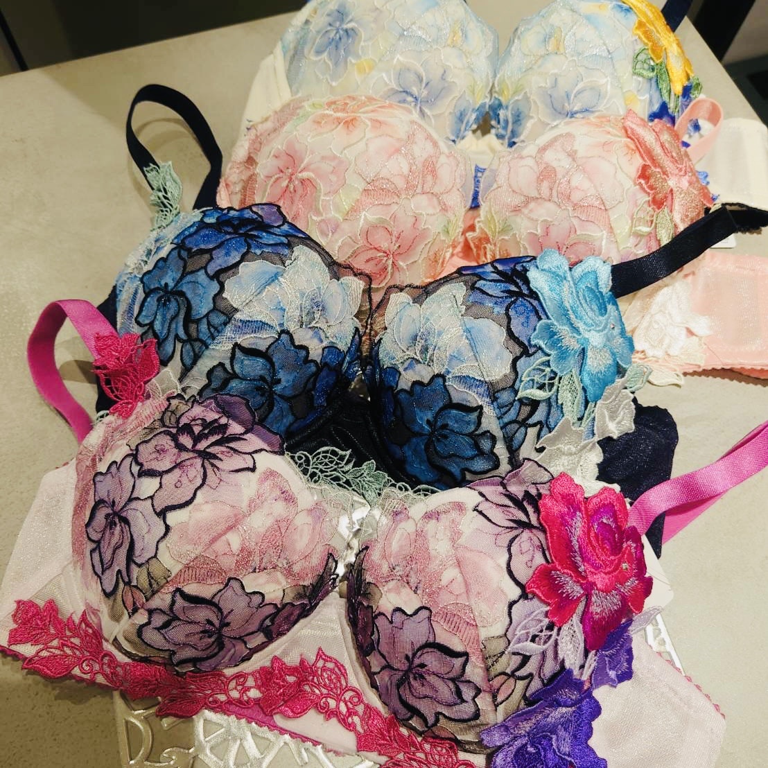 ✧₊⁎NEW ARRIVAL「Salute/サルート06グループ」⁎⁺˳✧༚ | サルート by