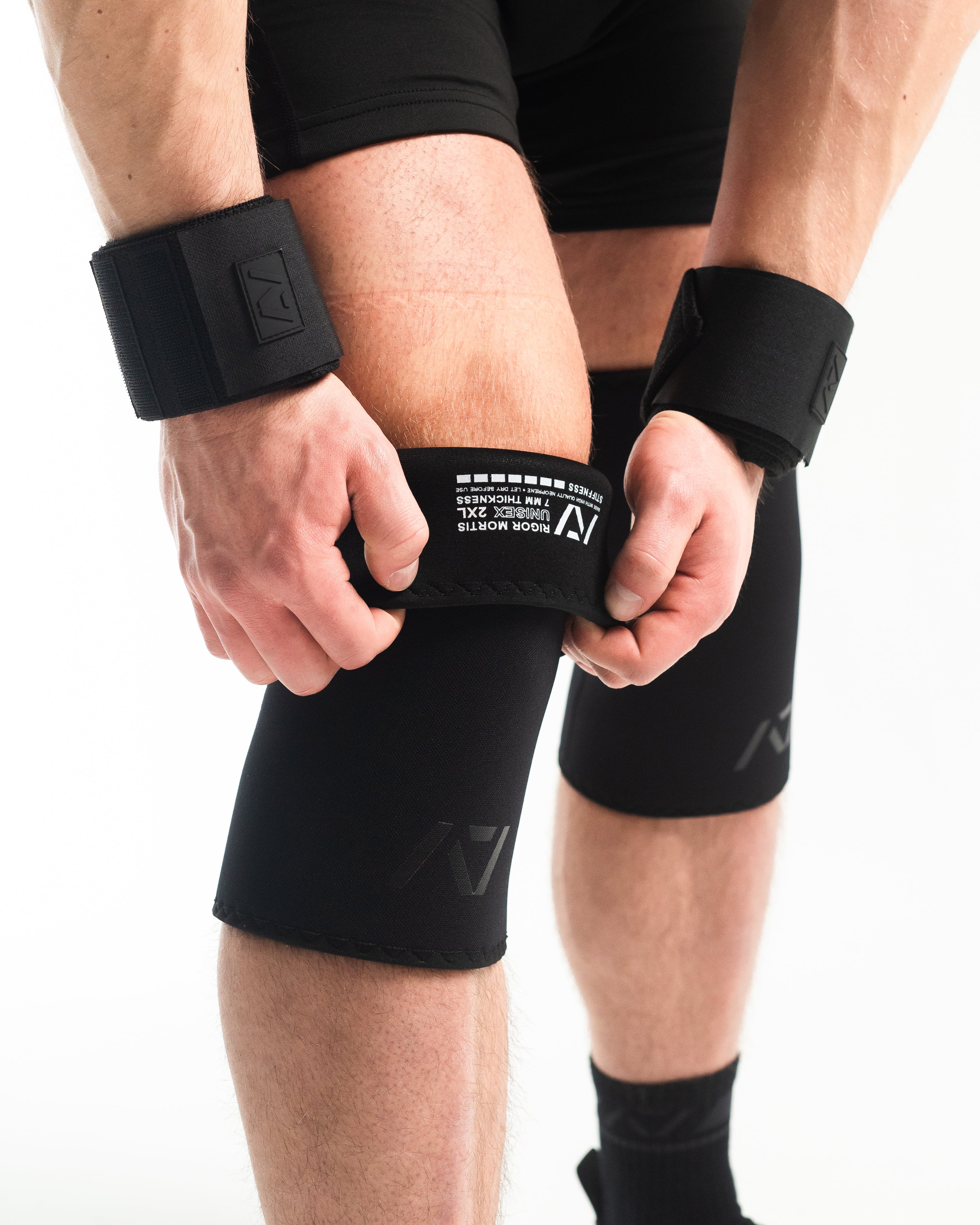 Hourglass Knee Sleeves - Stealth | A7 Europe Shipping to EU – A7