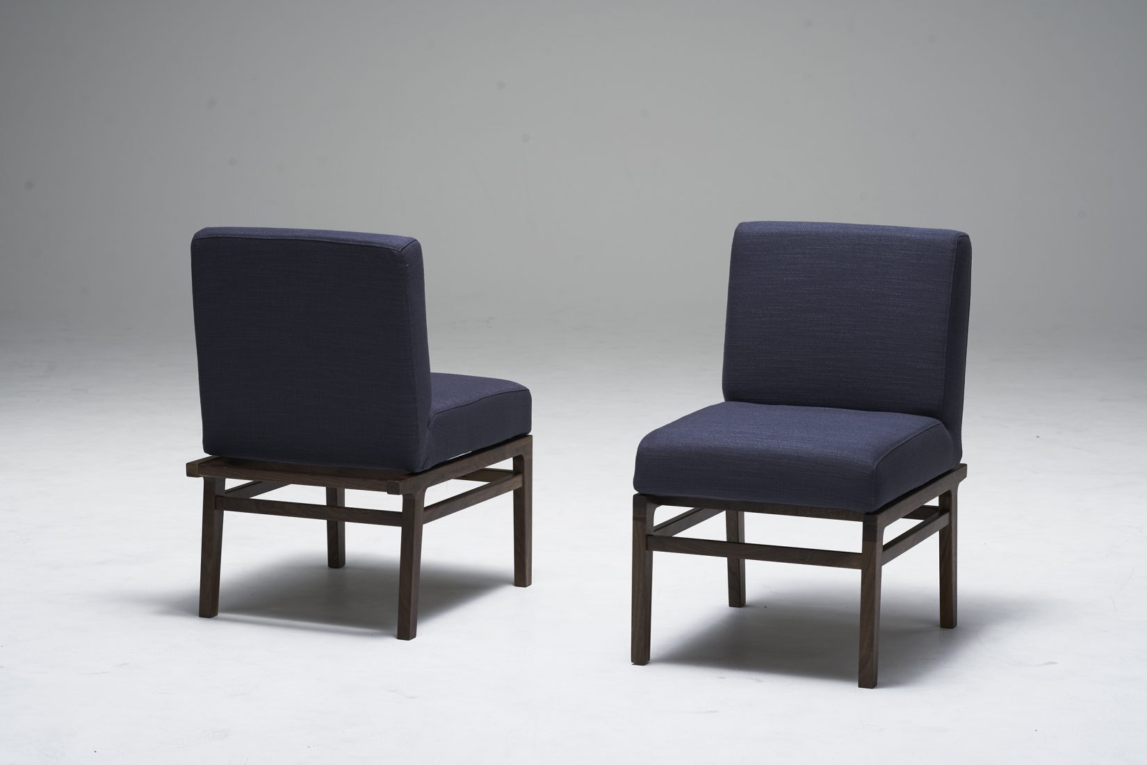 OWN-S DINING CHAIR(WOOD LEG)（オウンS ダイニングチェア （ウッド