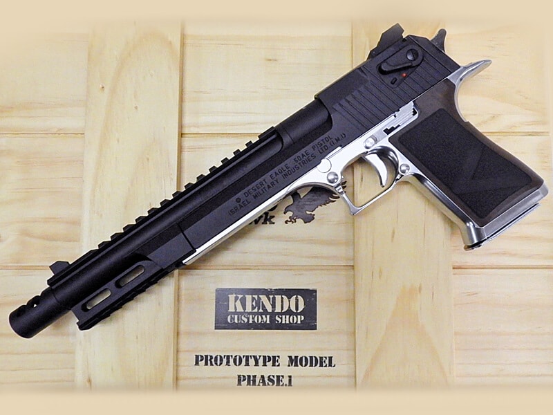 東京マルイ] バイオハザード2 RE:2 ライトニングホーク デザート