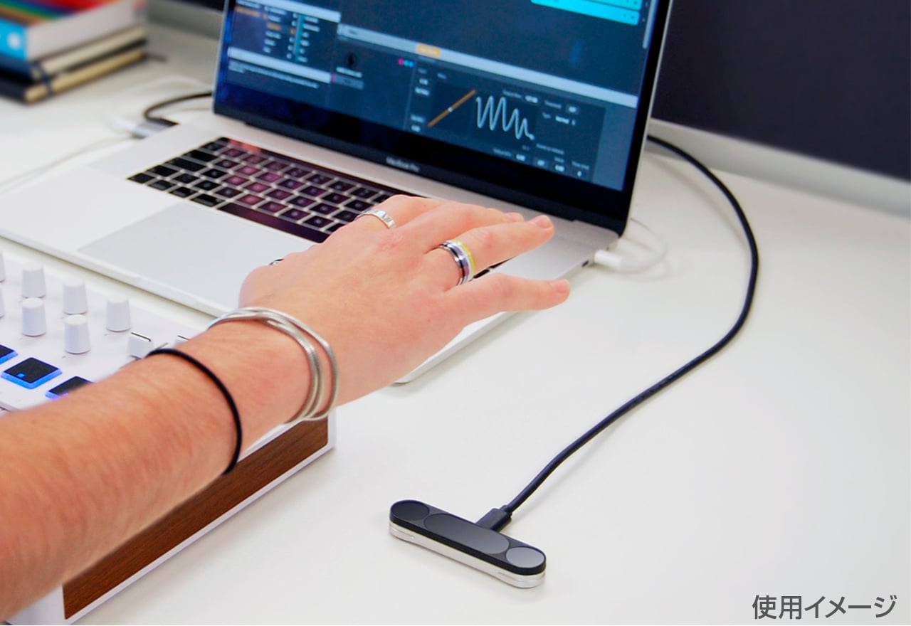 Leap Motion モーションセンサー USB接続 新人エンジニアがLeap Motion
