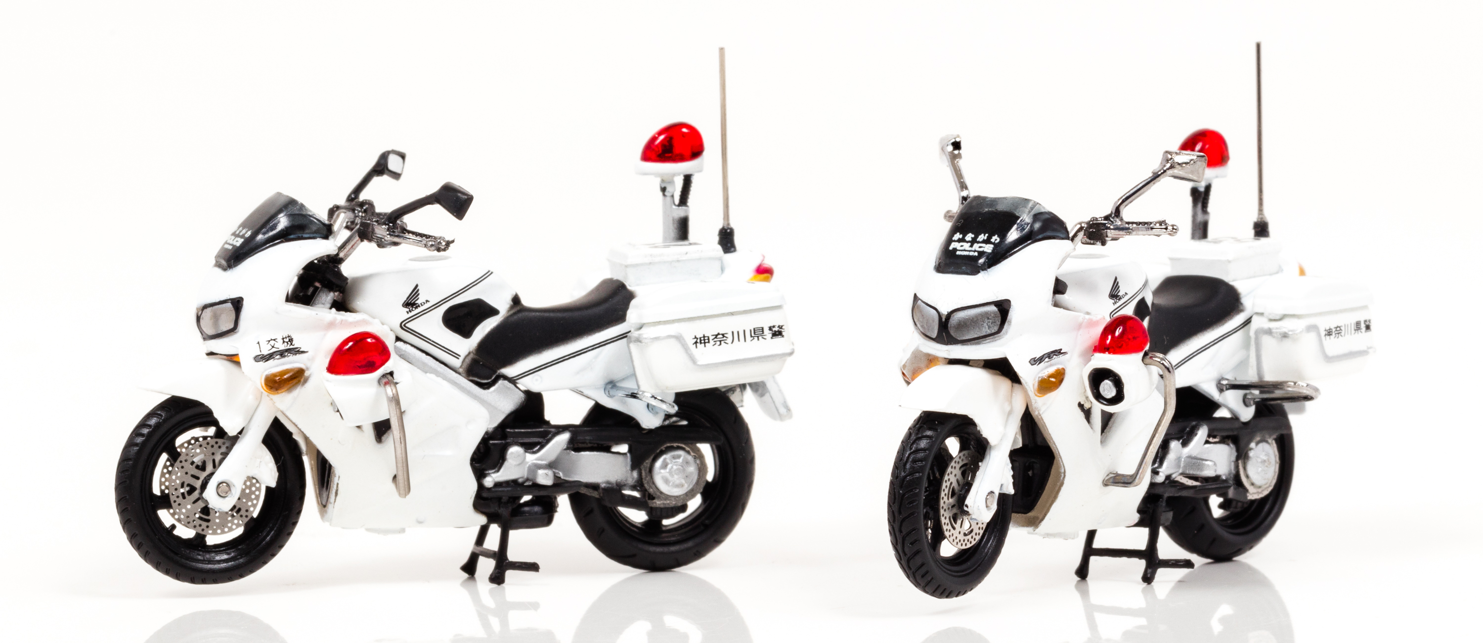 白バイの名機 ホンダ VFR800Pの神奈川県警察仕様が 1/43スケールで登場