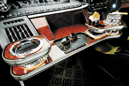 GARSON(ギャルソン)・DAD プリウスα(アルファ) フロントテーブル/ZVW40