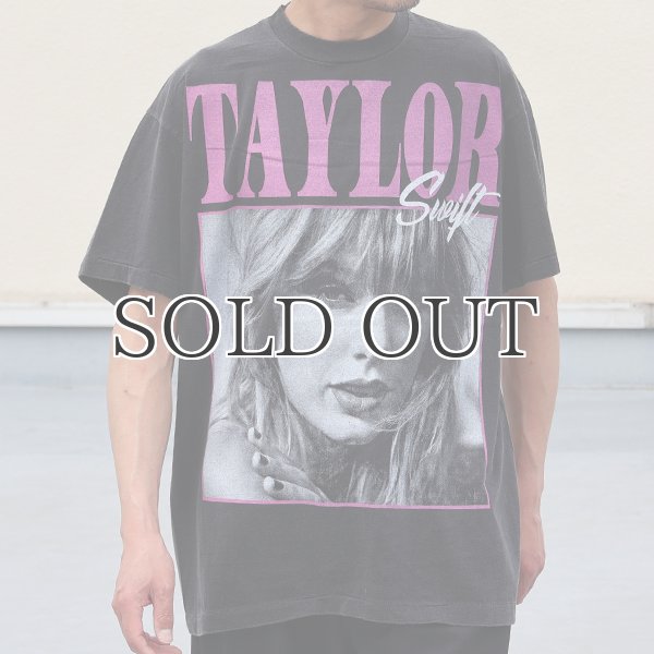 TAYLOR SWIFT THE ERAS TOUR AT SINGAPORE 2024 S/S TEE（テイラー