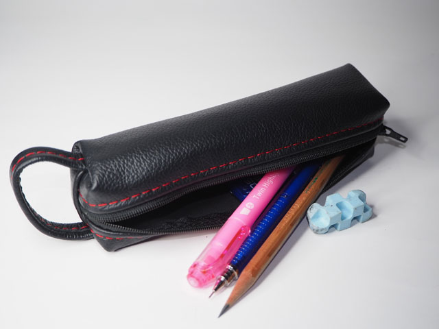 JAL、航空機廃材使った小物販売 横浜高島屋で6/28まで