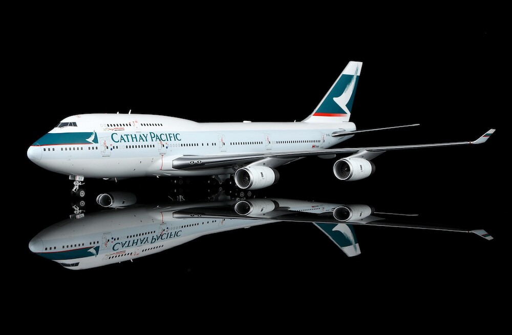 SQ Wings L2123 Boeing 747-400 Cathay Pacific B-HUJ