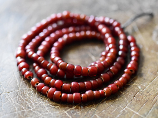 ホワイトハート カテゴリ商品一覧｜アンティークビーズ、とんぼ玉通販