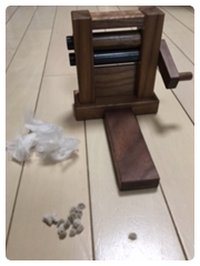 ミニミニ綿繰り機 | bolly木工房