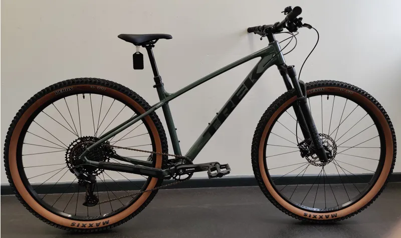 EX DEMO Trek Marlin 7 Gen 3 Medium Hardtail Mountain Bike 2025 in