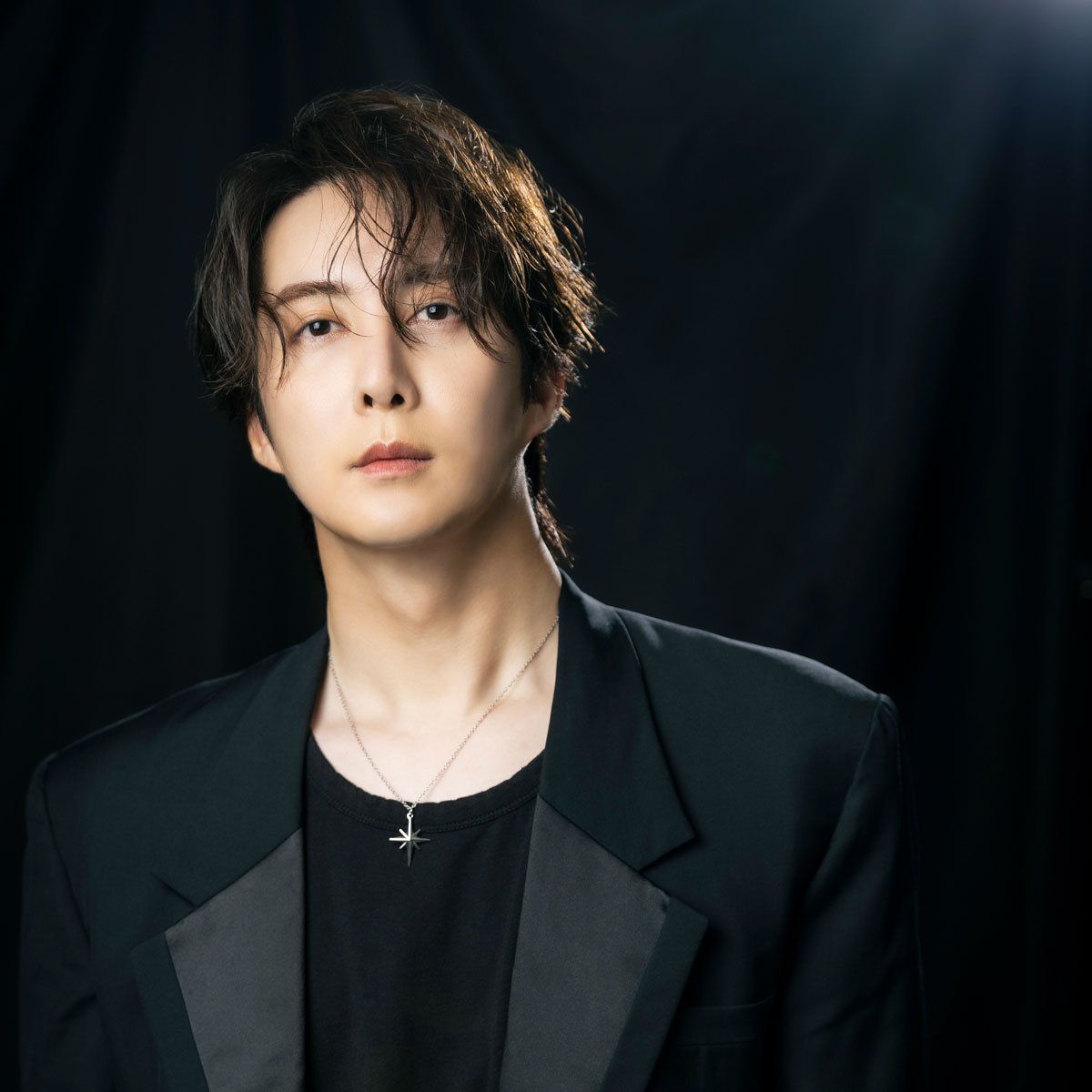 SS501キム・ヒョンジュン（マンネ）さん、デビューから20周年でも