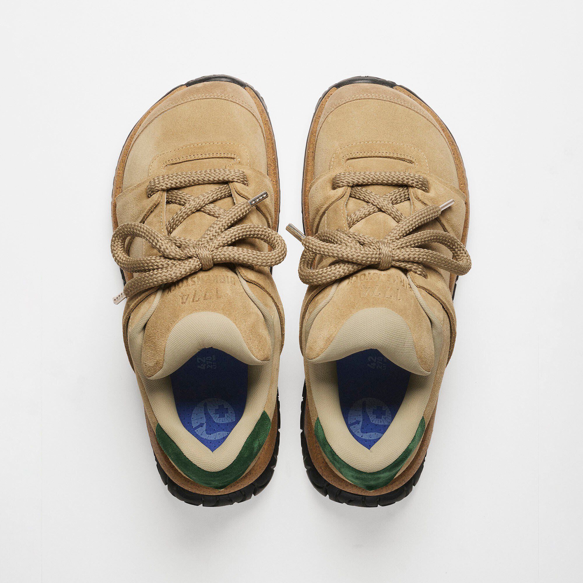 1774 Goerlitz Suede」（スエードレザー、タイム）| BIRKENSTOCK（日本）