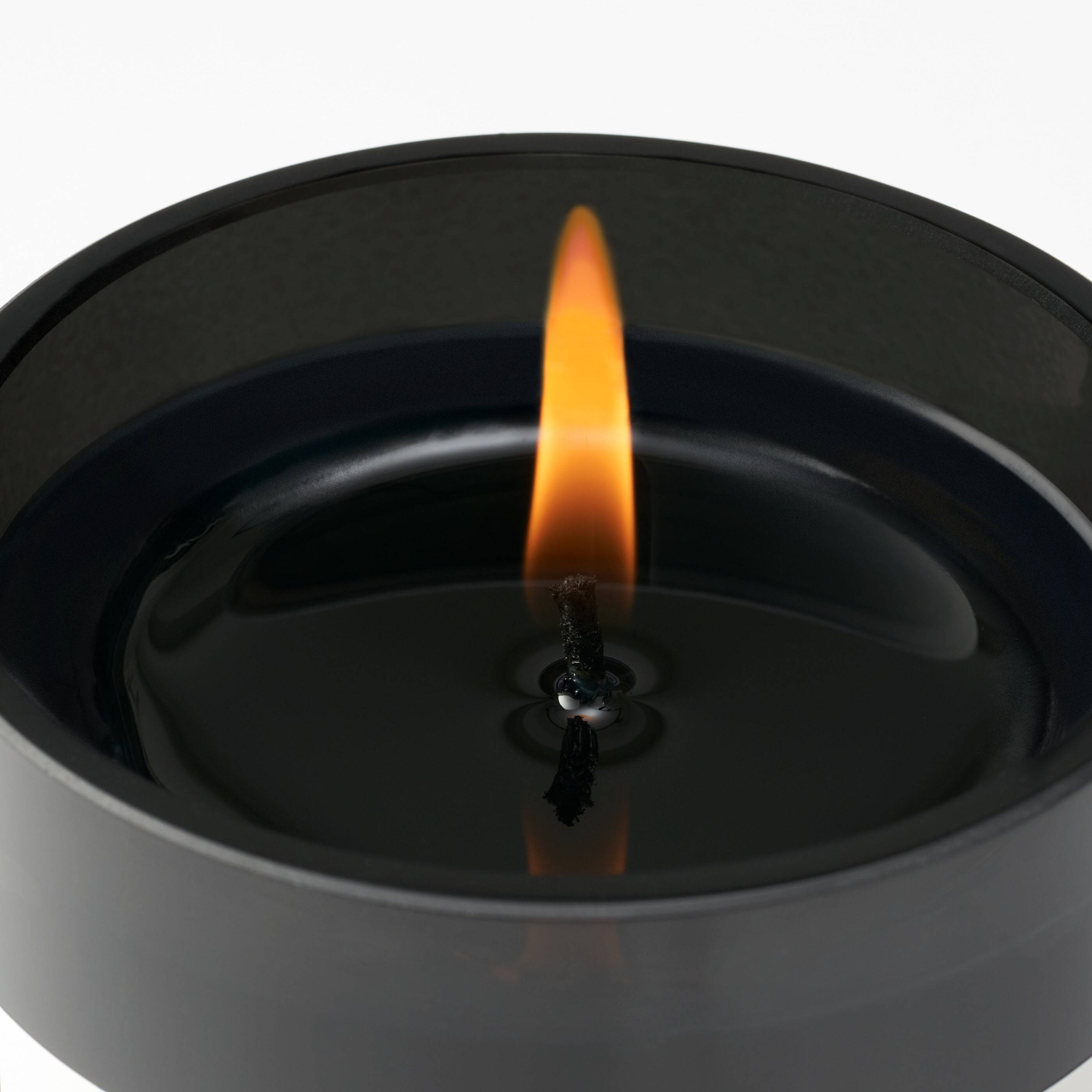 Winter Cabin Candle 240g – Holidays 2025 | BYREDO