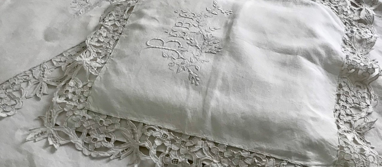 パリ発送】B1638 フランスアンティークリネンシーツ 手刺繍モノグラム