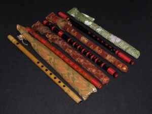 尺八 在銘「忠輔」櫻皮巻 内朱塗 | 骨董品買取・和楽器買取 五宝堂