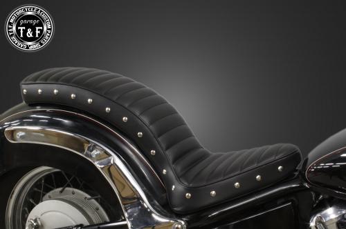 有限会社ガレージT&F / ドラッグスター400クラシック スタッド付コブラ