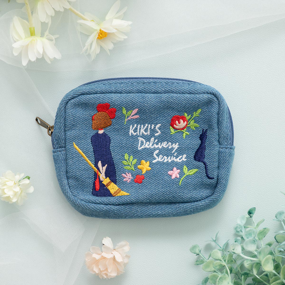 魔女の宅急便 デニム刺繍シリーズ ミニポーチ | どんぐり共和国そらの