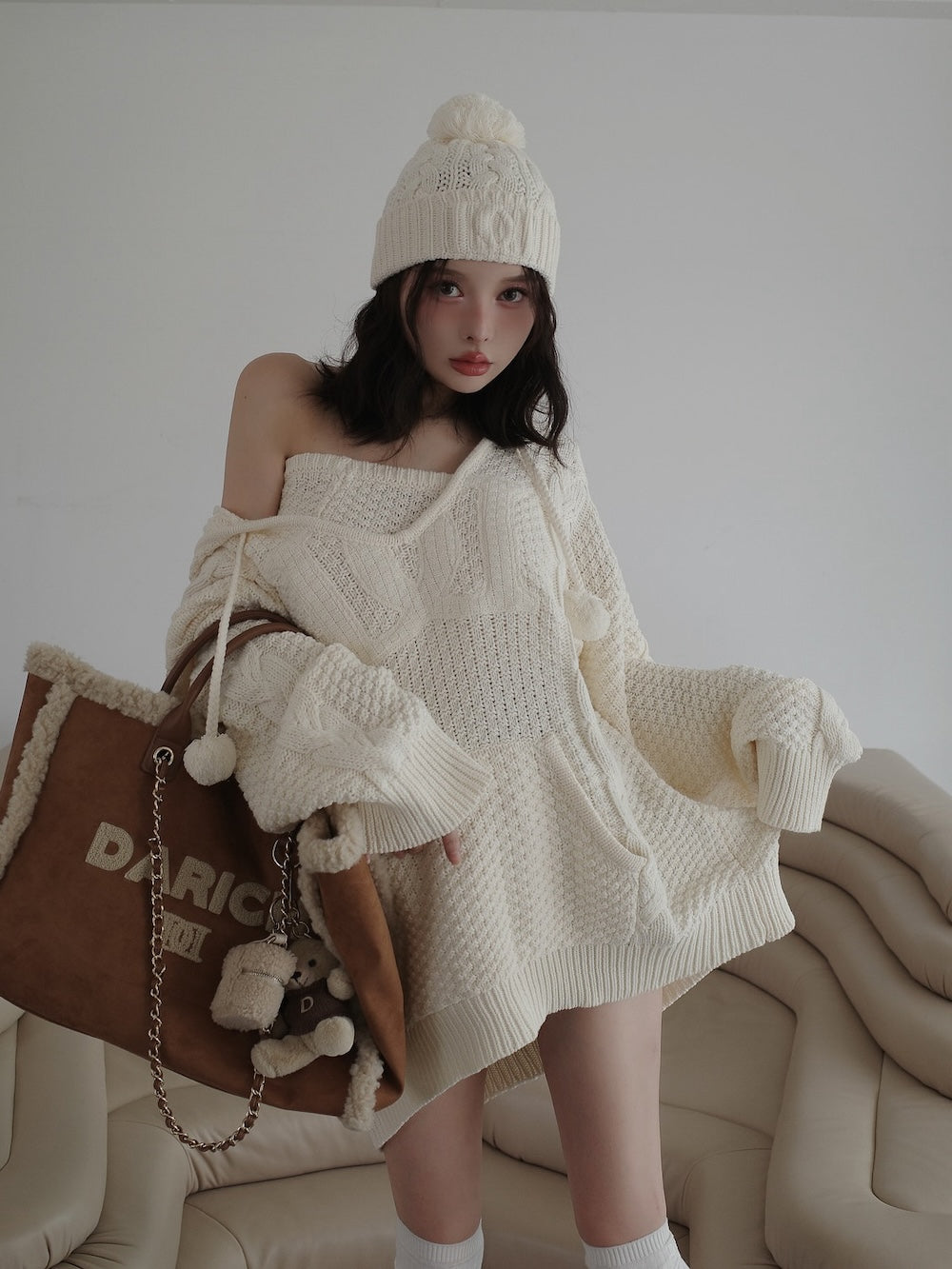 ケーブルDDロゴVネックニットフーディ – Darich (ダーリッチ)