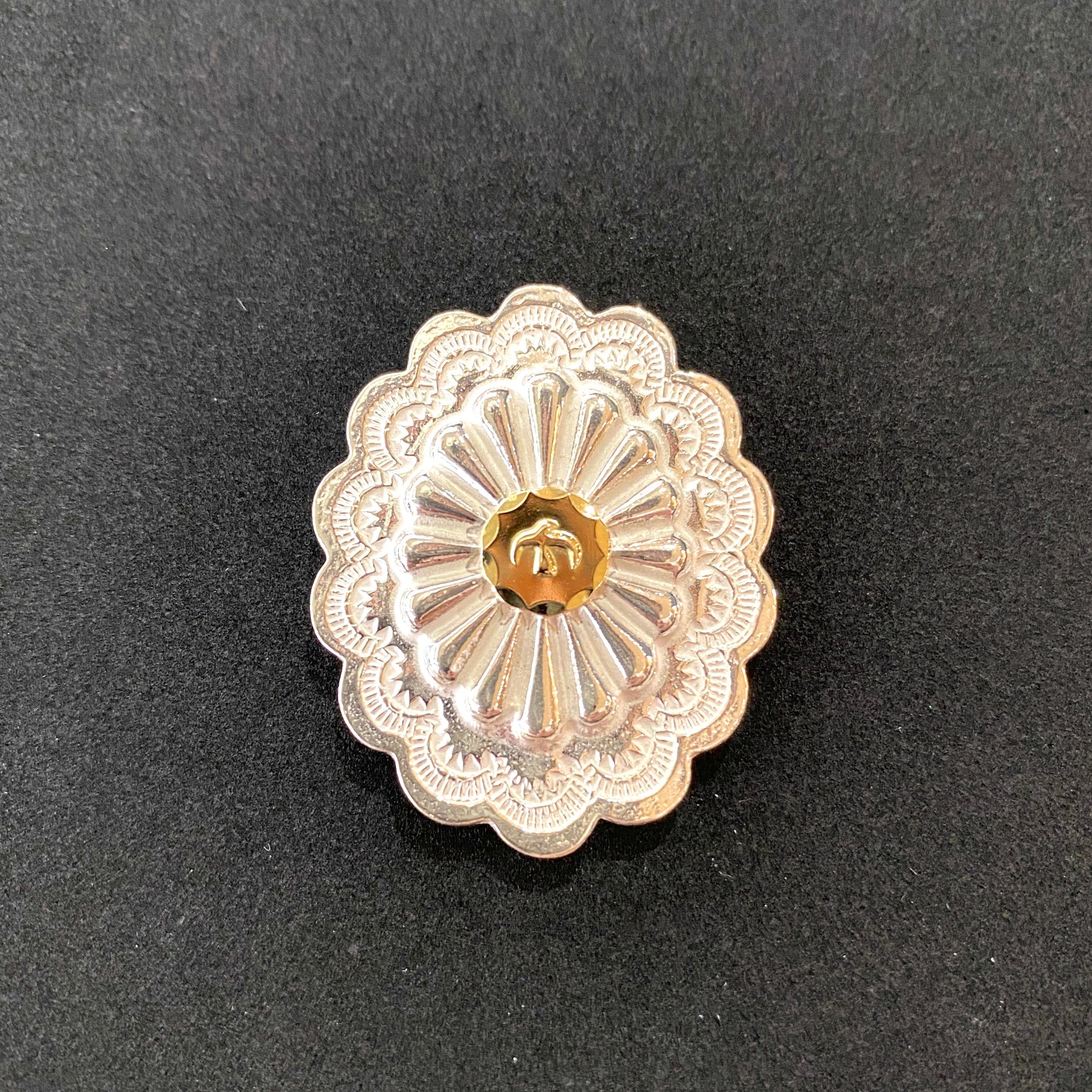 ゴローズ goro's [新品]K18付フラワーコンチョ(縦) – DELTAone