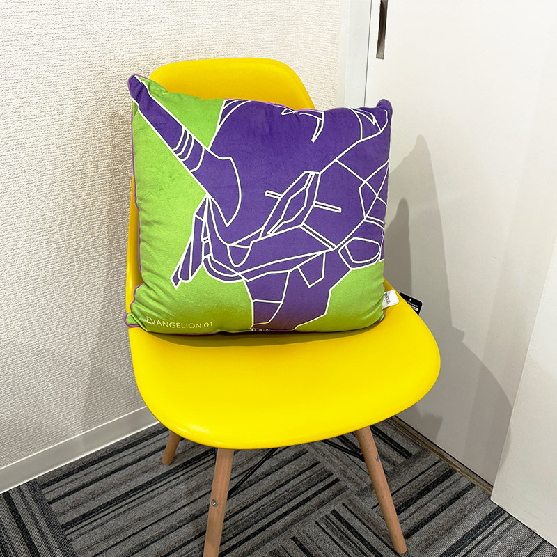 エヴァンゲリオン 背当てクッション/初号機（丸眞）: グッズ・雑貨類