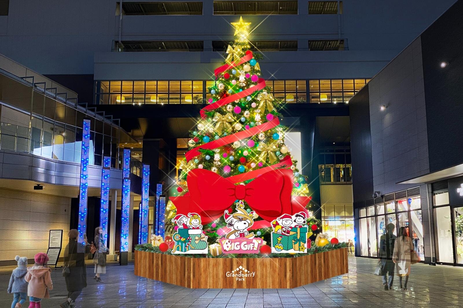 南町田グランベリーパーク25年クリスマス、スヌーピーツリーやきらめく