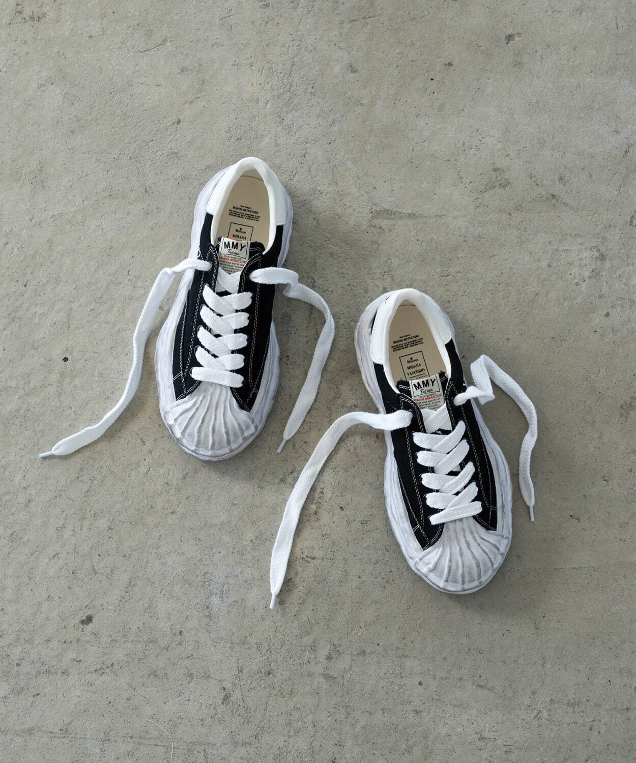写真7/8｜メゾン ミハラヤスヒロ“ユーズド加工”の限定スニーカー