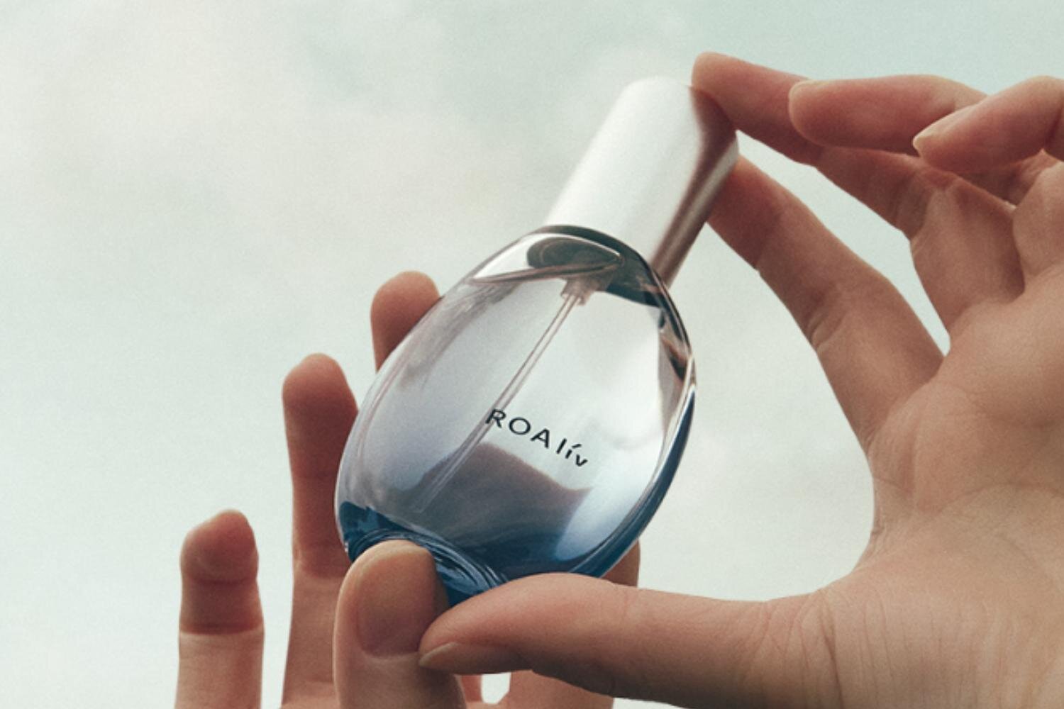 アユーラ新ナイトフレグランス「メディテーションナイトトワレ」“瞑想