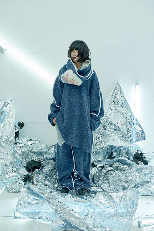 バルムング(BALMUNG) 2016-17年秋冬 ウィメンズ&メンズコレクション