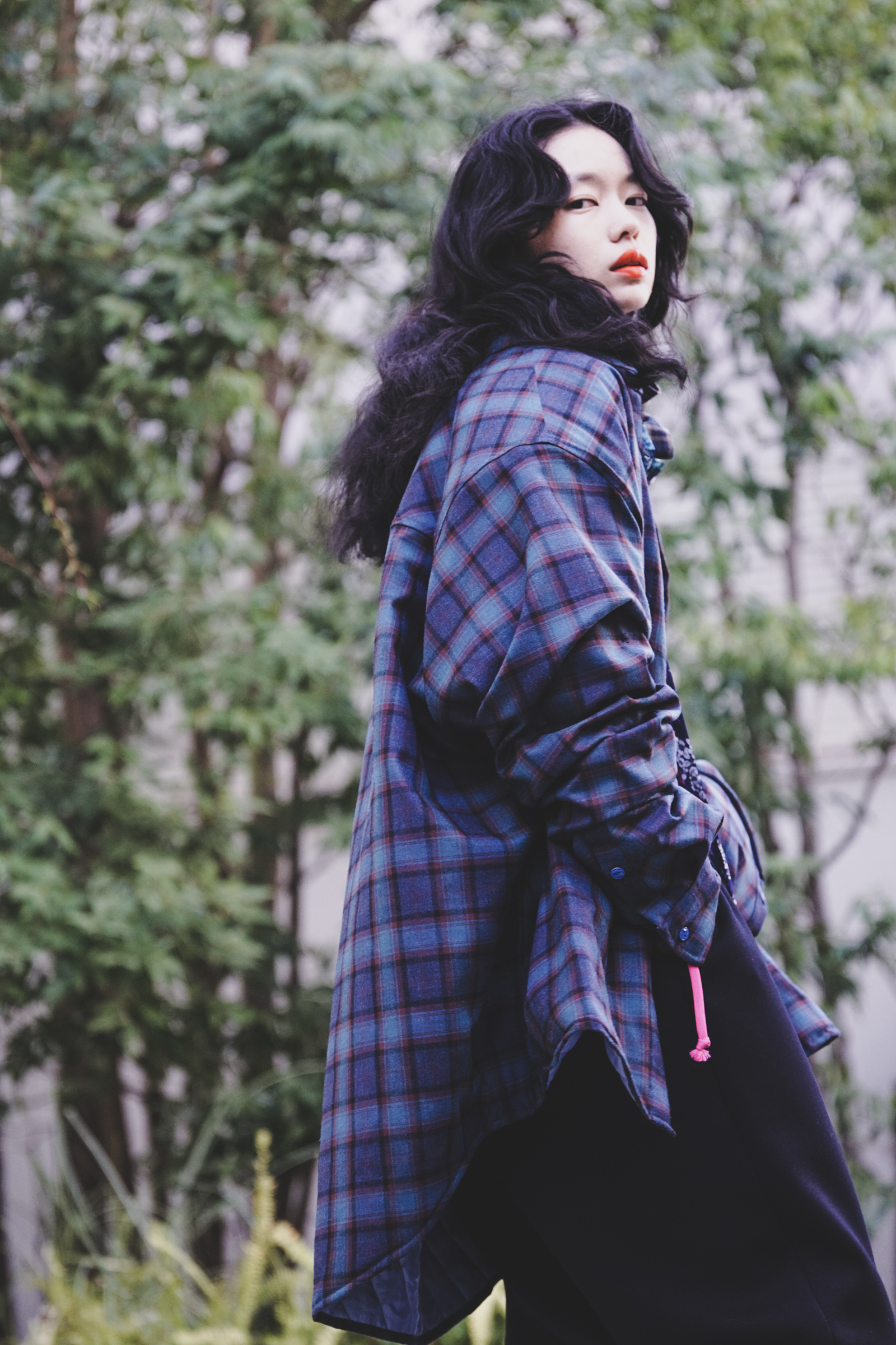 ファセッタズムの新シリーズ「SUPER BIG」が発売、ユニセックスで着用