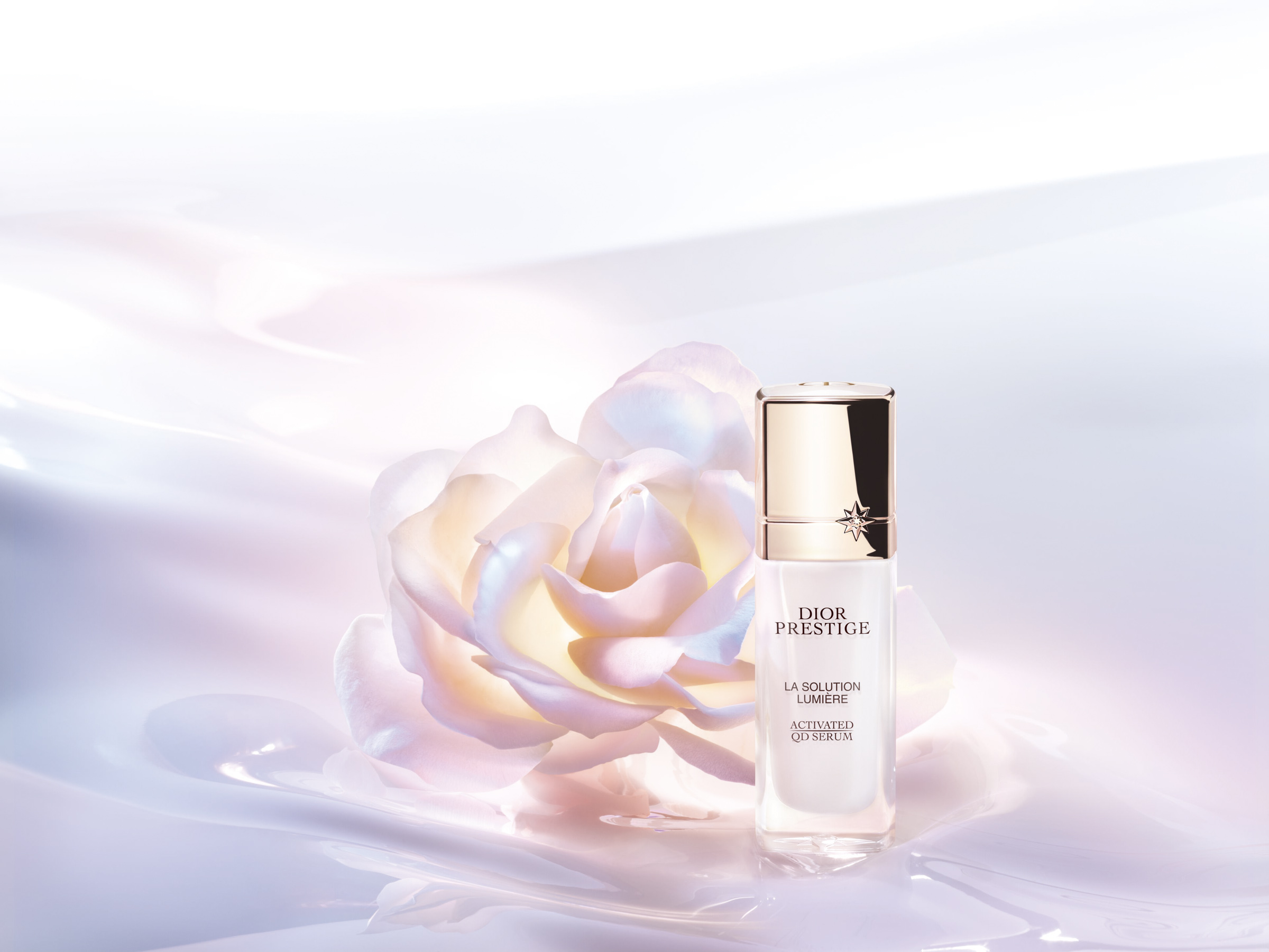 ディオール「プレステージ ホワイト」から美白とシワ改善を叶える薬用