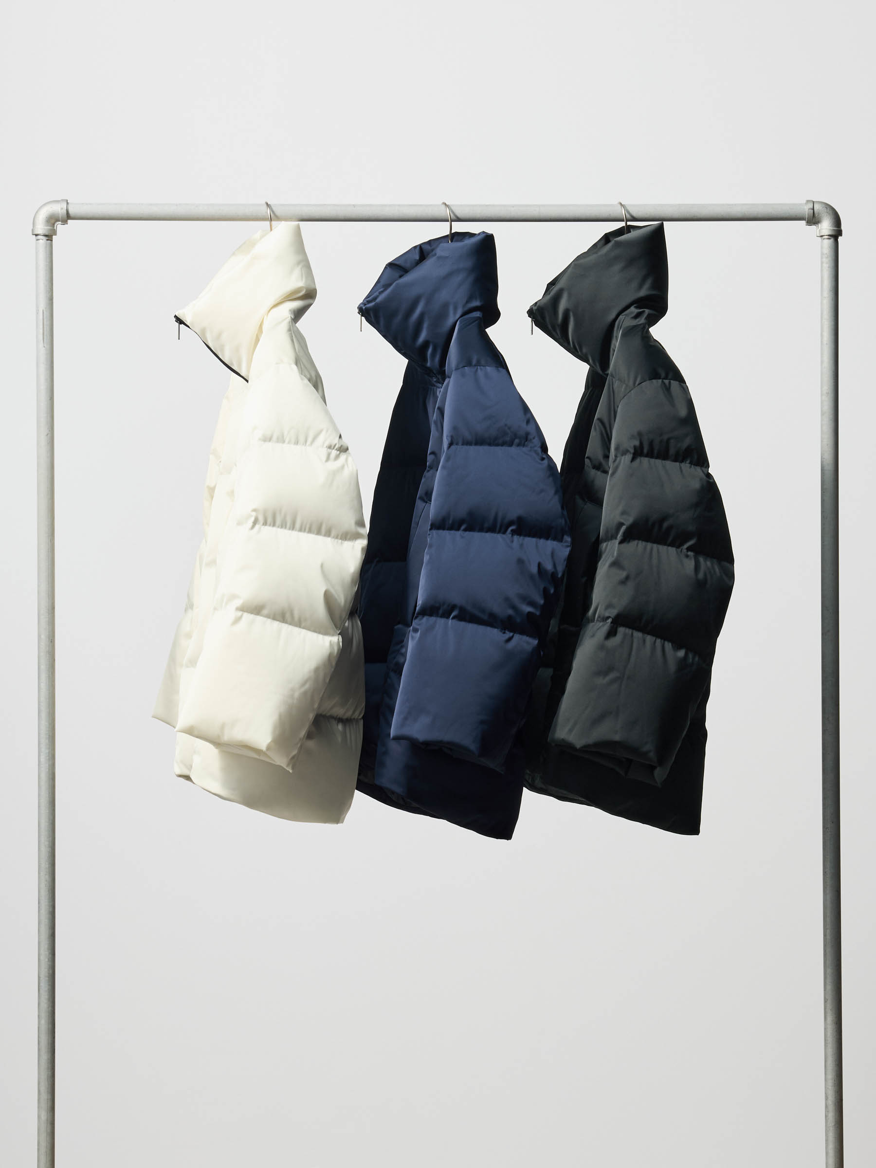 ユニクロが「＋J」を復刻 ダウンボリュームジャケットなど全3型を発売