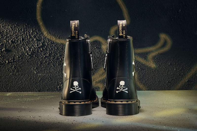 Dr. Martens x Mastermind World 1460 Remastered | FIRMAMENT