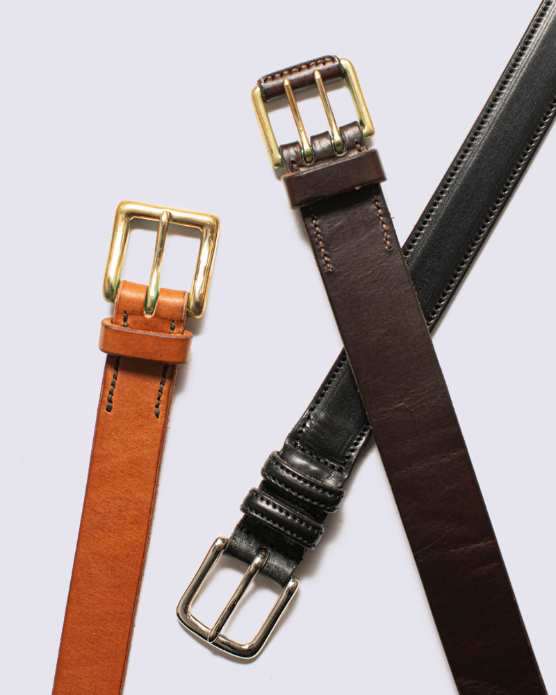 スコットランド魂が宿る武骨なレザーベルト | FRAME フレーム公式