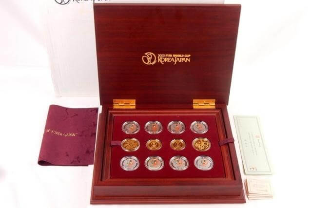 2002年FIFA日韓ワールドカップ公式記念硬貨の種類と特徴｜日本発行分と
