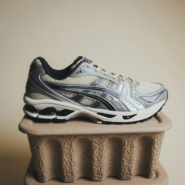 2025年 1/31 発売】ASICS GEL-KAYANO 14 “Oyster White/Steeple Grey