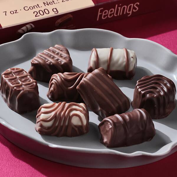 フィーリングス チョコレートアソート 200g - カルディコーヒー