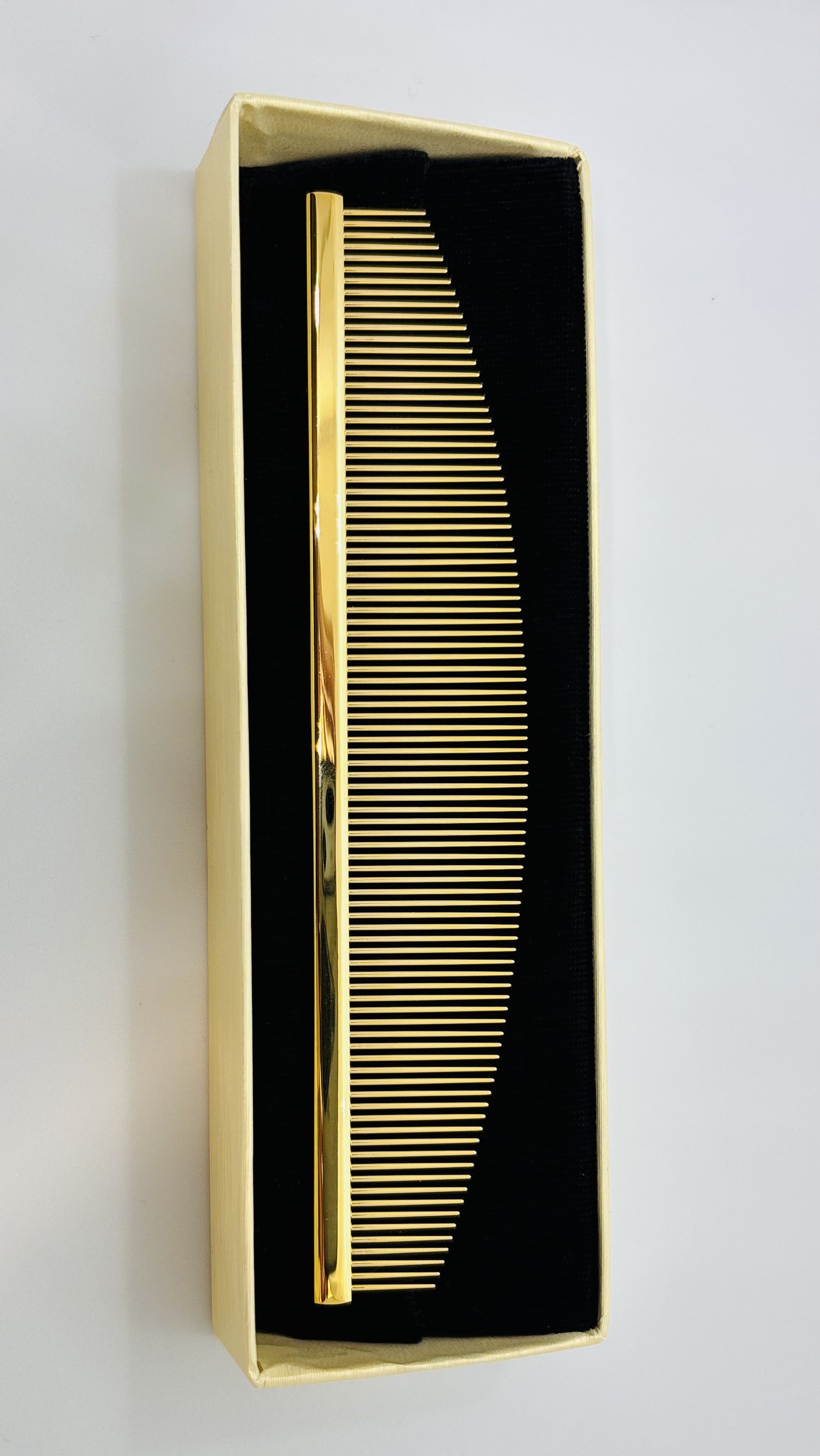 田中トシオ コンテスト金コーム再販決定！ | 田中トシオヘアサロン髪ing