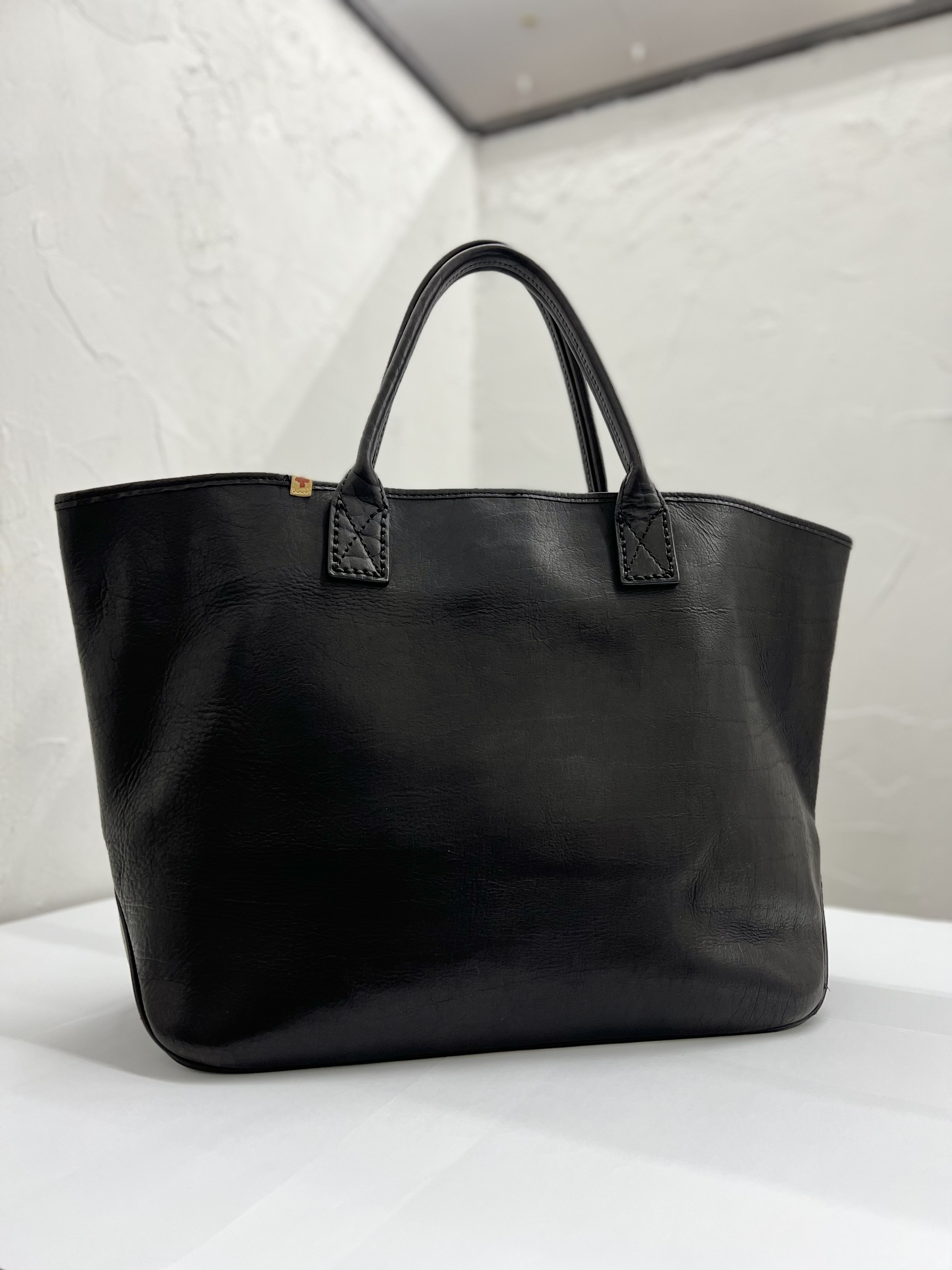 VISVIM/ ビズビム】LEATHER HOMER TOTE【買取入荷情報