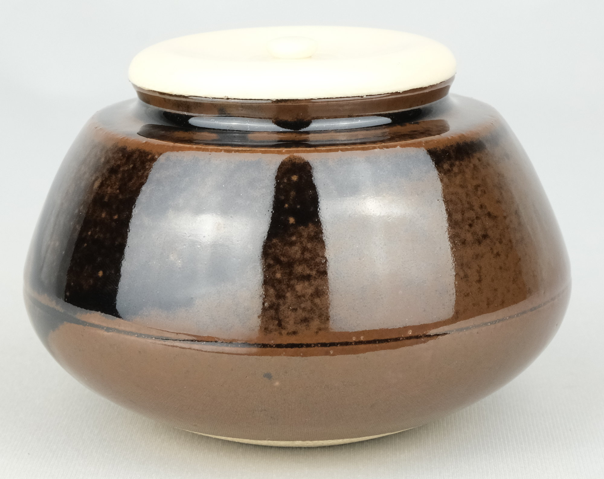 栗山園オンライン通販部 / 【出物】 膳所焼大海茶入 陽炎園(岩崎新定)