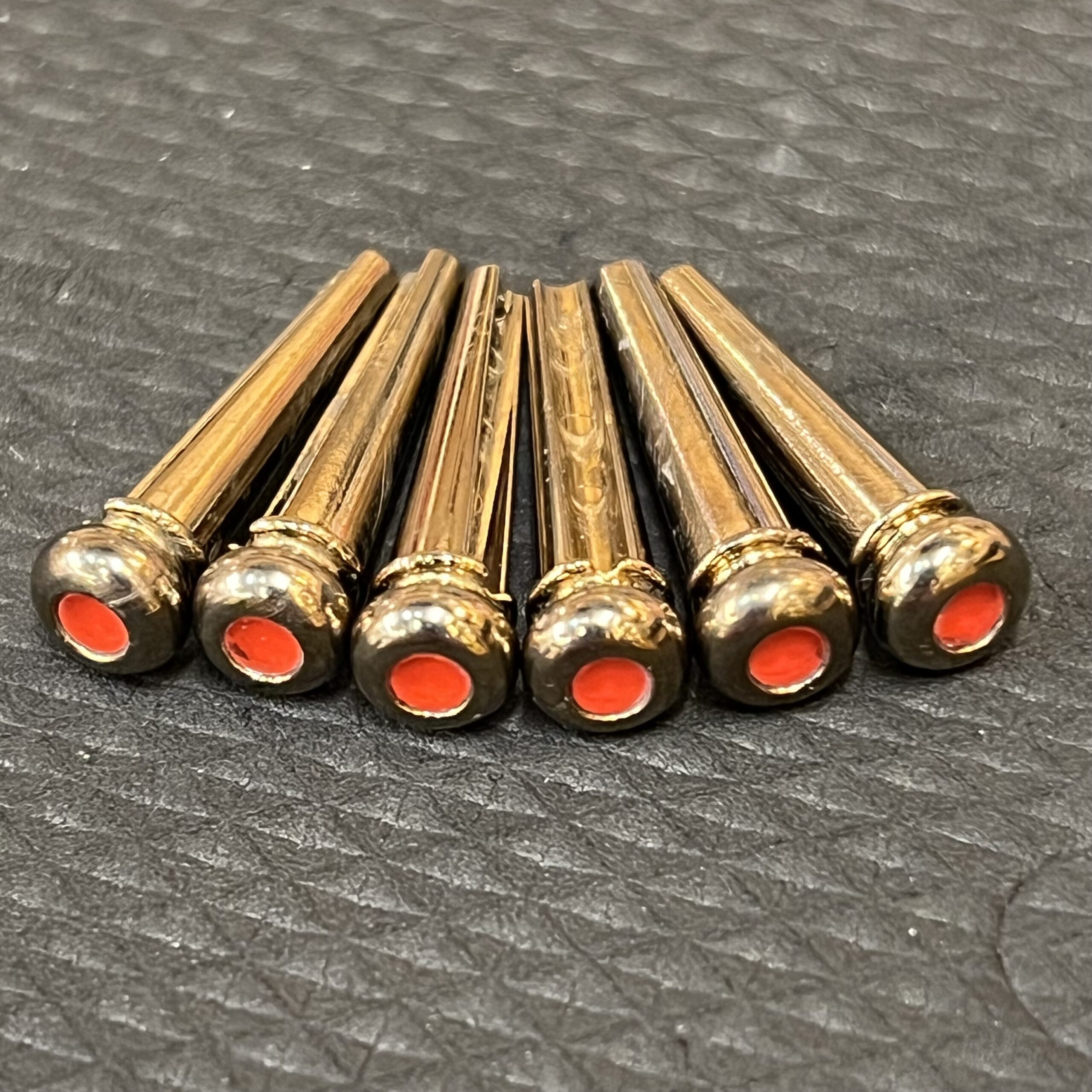 リキッドメタルピンとは？Martinの最新技術で音が変わる