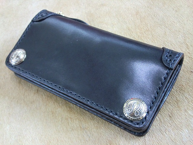 トラッカーウォレットと真鍮チェーン | 革工房ホークフェザーズ