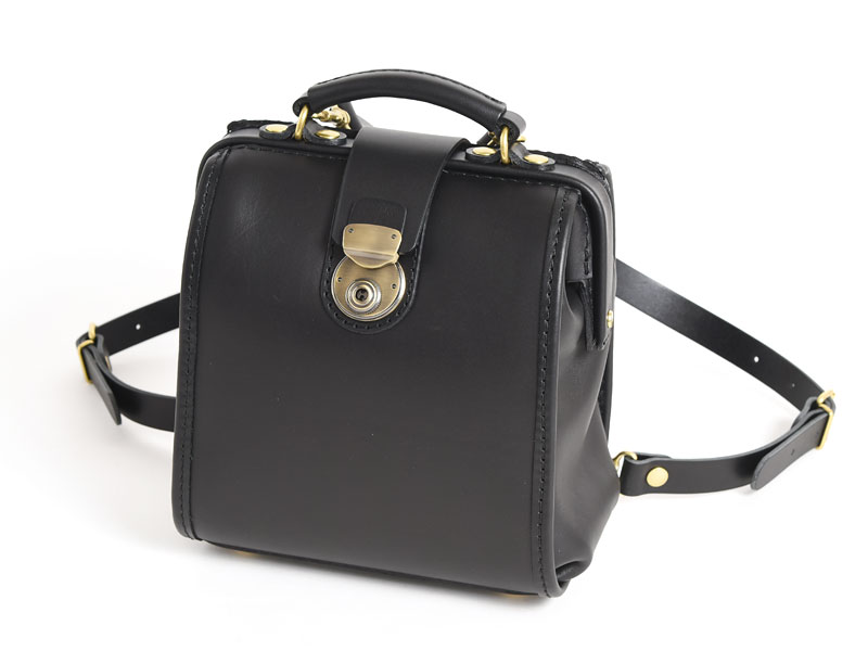 女性のための小さめミニリュックとして作ったルドミニョン / 革鞄の