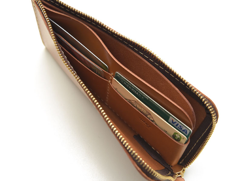 シンプルで使いやすいL字ファスナーのレザー長財布 / 革鞄のHERZ