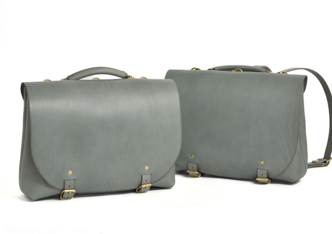 限定色のアイビーグレイ革で作る、HERZ冬の企画2024-25｜革鞄・革小物